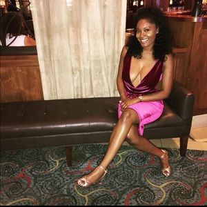 House of cb deep v velvet backless dress